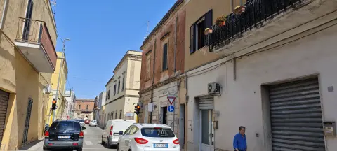 Monteroni appartamento da ristrutturare