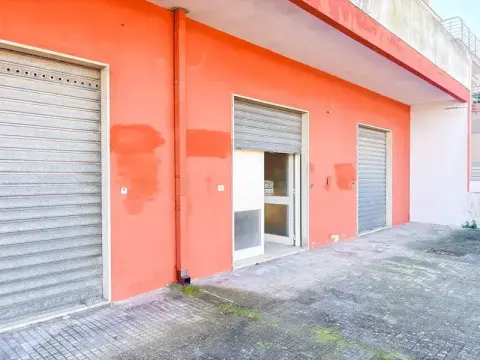 Vendita Locale Artigianale